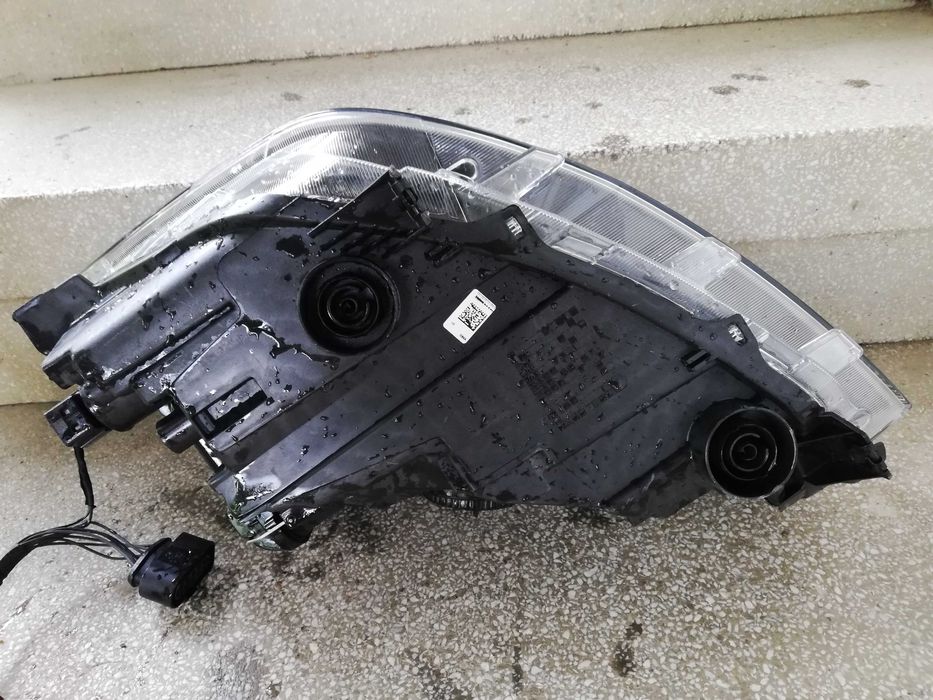 Фар Сеат Ибиза десен/Фар Seat Ibiza Оригинален