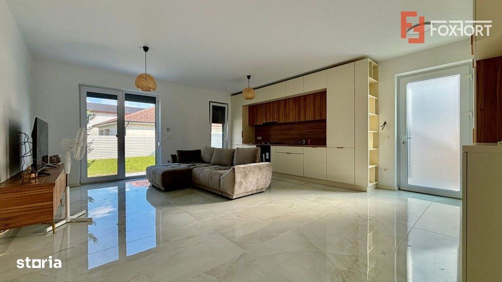 Duplex de vanzare cu 3 camere si 2 bai, zona Giarmata Vii