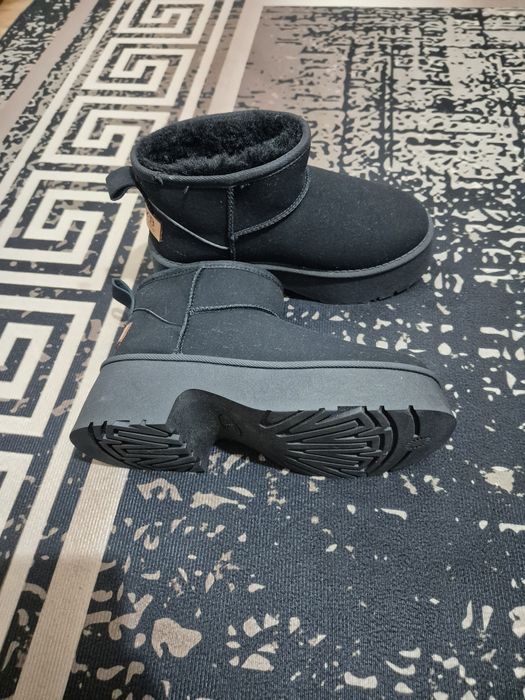 Новые, тёплые угги