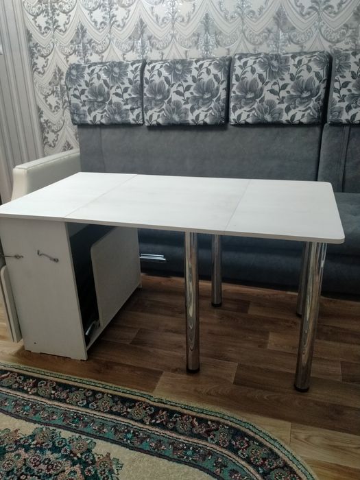 Стол раздвижной ,