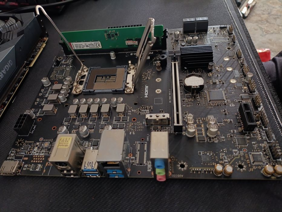 Срочно! Игровой комплект MSI B760M + DDR5 16Gb! Цена ниже рынка!