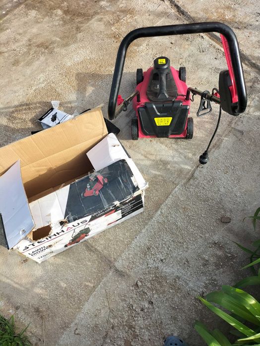 Косачка 1200 вата на Steinhaus