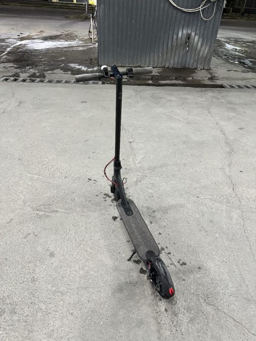 Электросамокат Xiaomi M365