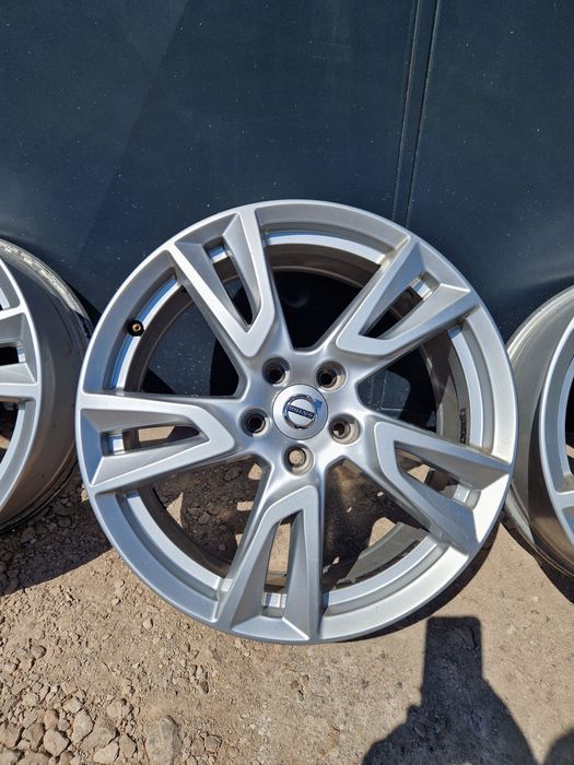 Оригинални джанти за Volvo