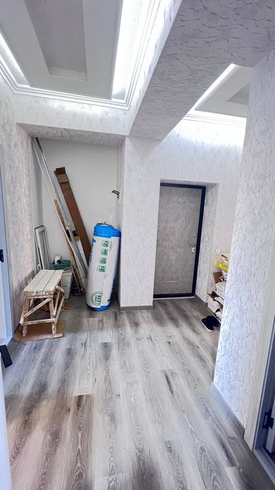 Ttz-4 3honali uy sotiladi