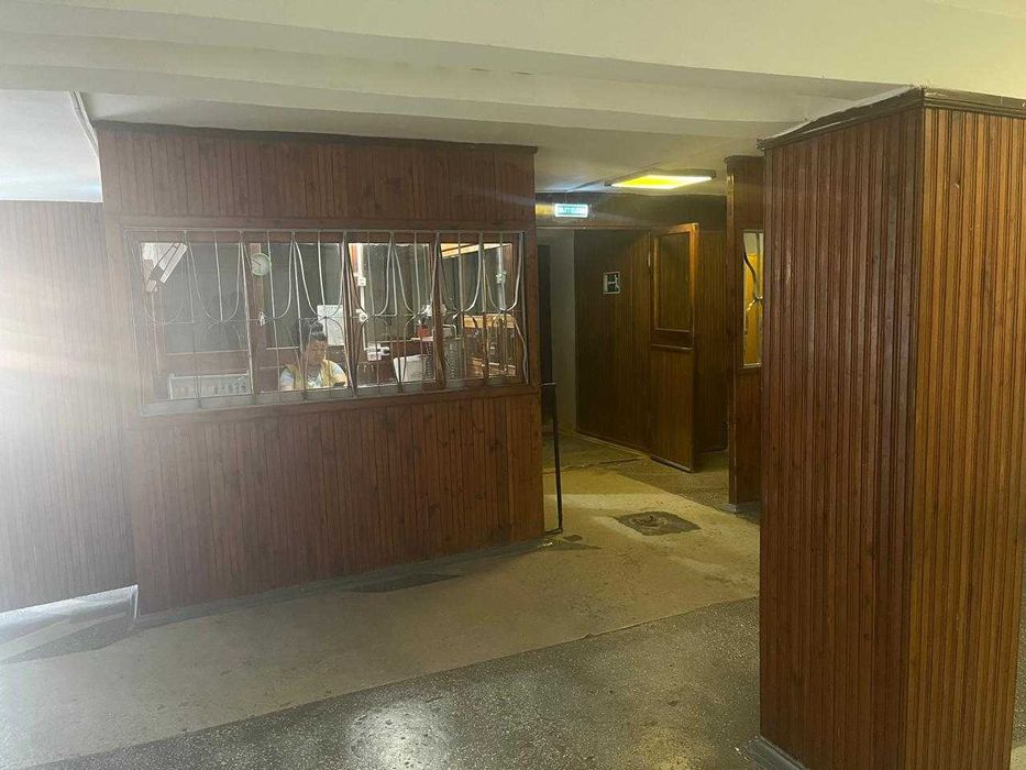 Продается помещение (1 этаж и подвал)