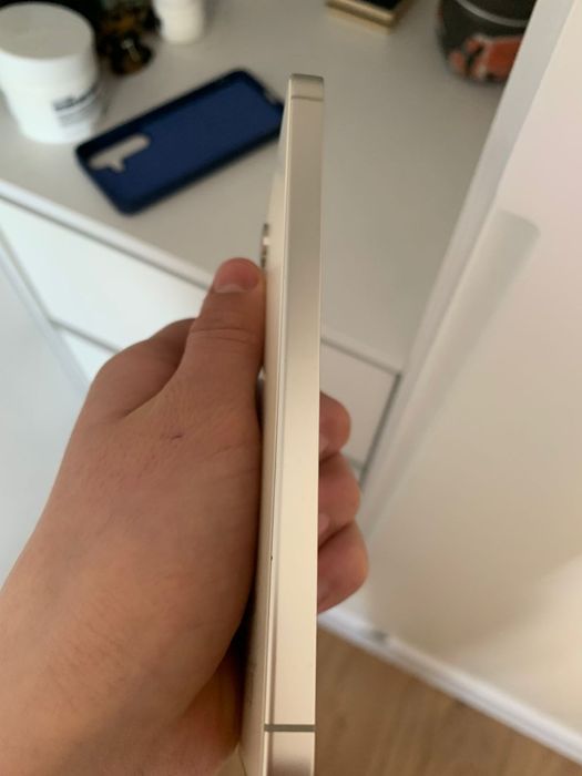 Samsung s24 идеал(128/8)