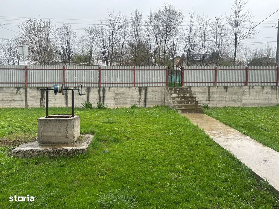 Casa Vila S+P+M cu 1089mp teren intravilan Proselnici Miroslava