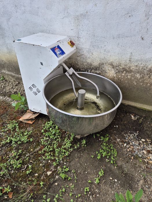 Mixer aluat malaxor 3,80 v