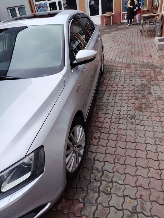 Vând wolvagen Jetta hibrid 1.4 benzina