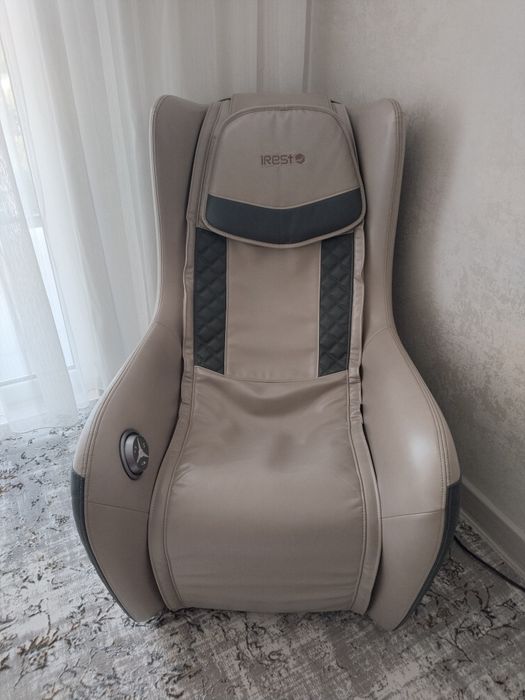 IREST massajniy kreslo