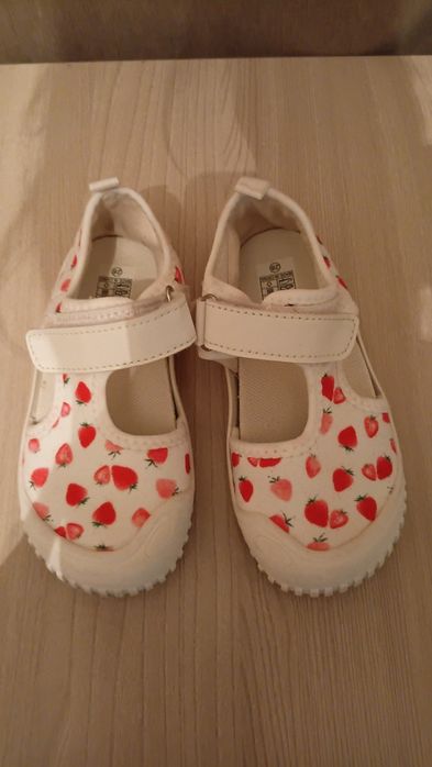 Мокасины на девочку