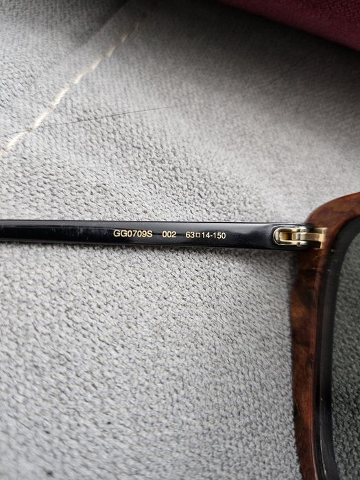 Солнцезащитные очки