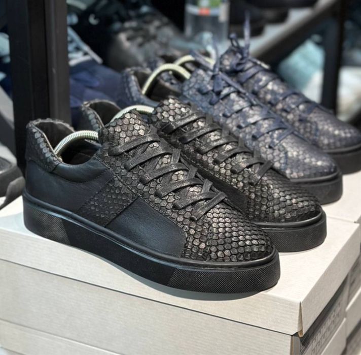 Мужскые кеды размер 39-40