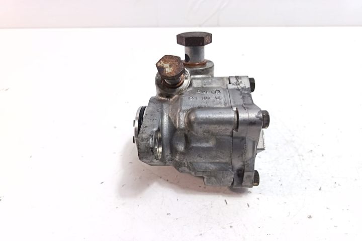 Pompa servodirectie 504088697 IVECO Daily a 3-a generatie