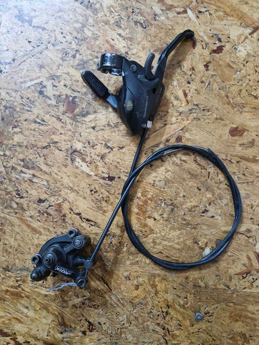 Вело части: дискове, вилка и команди