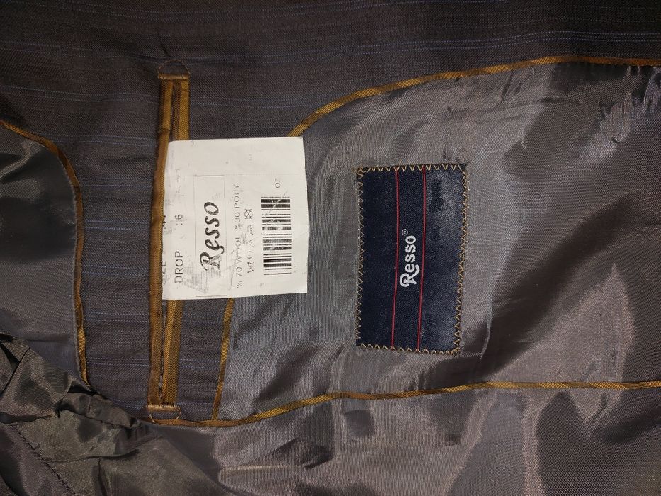 Продам костюм для подростка