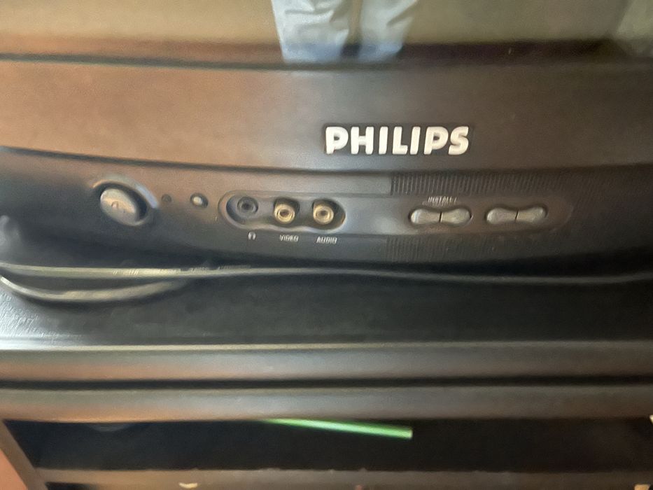 Компактный телевизор филипс