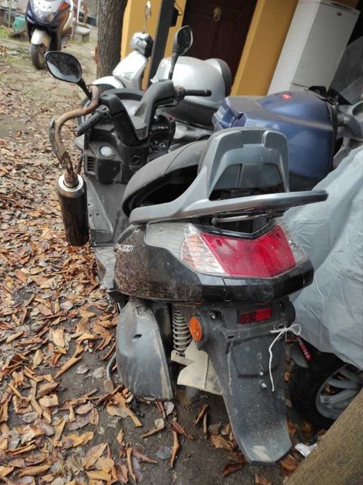 Kymco Dink 200..