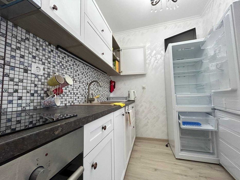 Дава се под наем Двустаен апартамент в Бургас, Сарафово - 70 кв.м за 450 € - Снимка #2