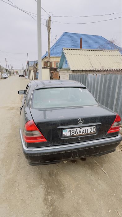 Продам мерс 202 2:8