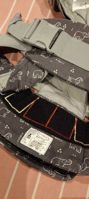 Ergobaby Adapt ергономична раница Trunks Up