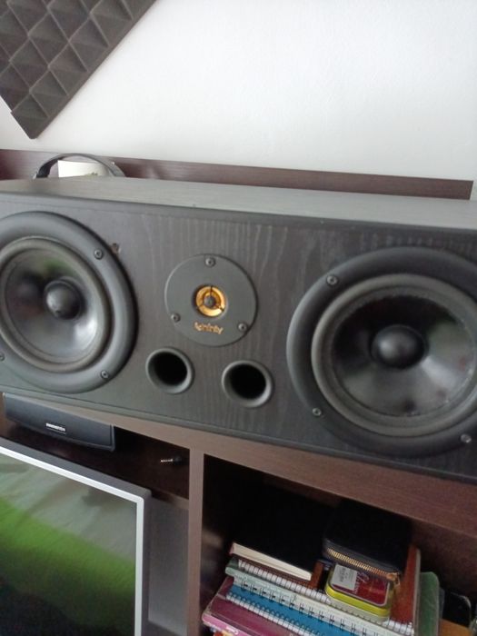 Boxă centru Infinity