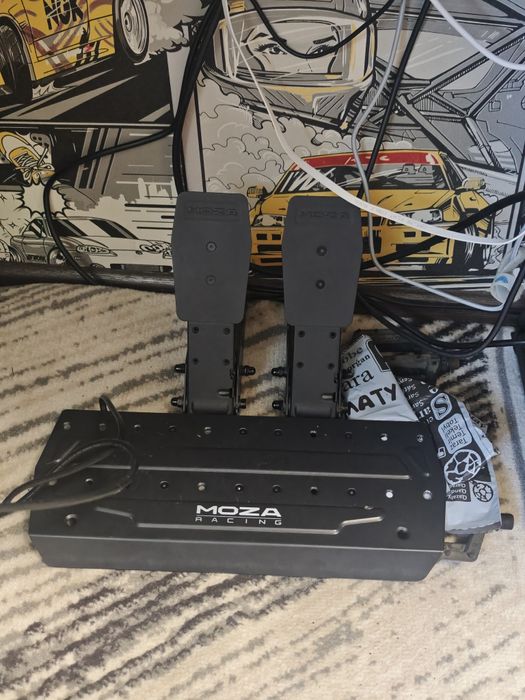 Moza r3 игровой руль
