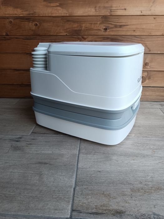 Химическа тоалетна Tethford