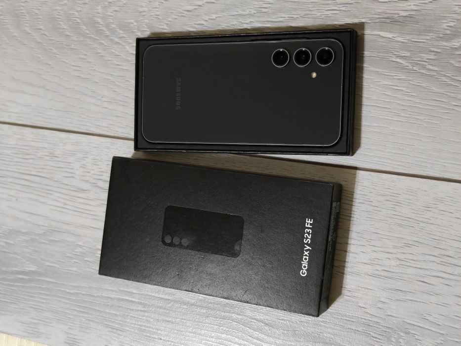 Samsung S23 FE 128 gb Ram 8 5G EAC