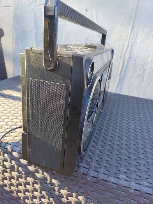 Радио касетофон Philips D8050