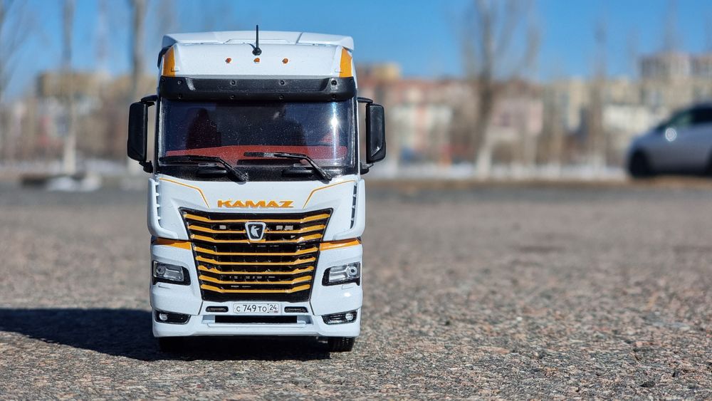 Модель автомобиля КамАЗ-54901