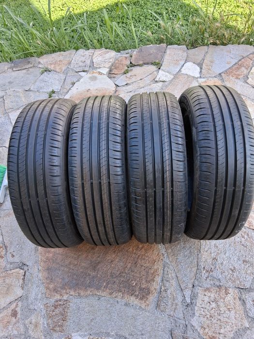 215 60 17  DUNLOP
