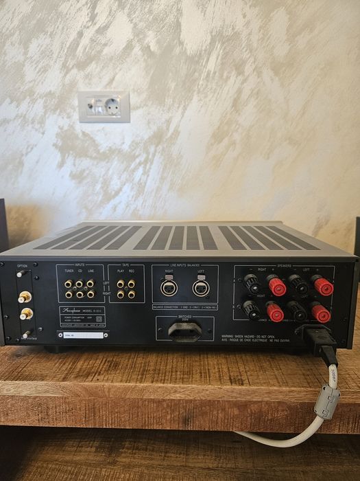 Accuphase e-211 Diatone DS 1000HR