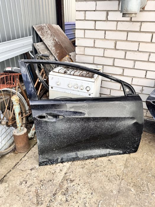 Elantra 2013 дверь