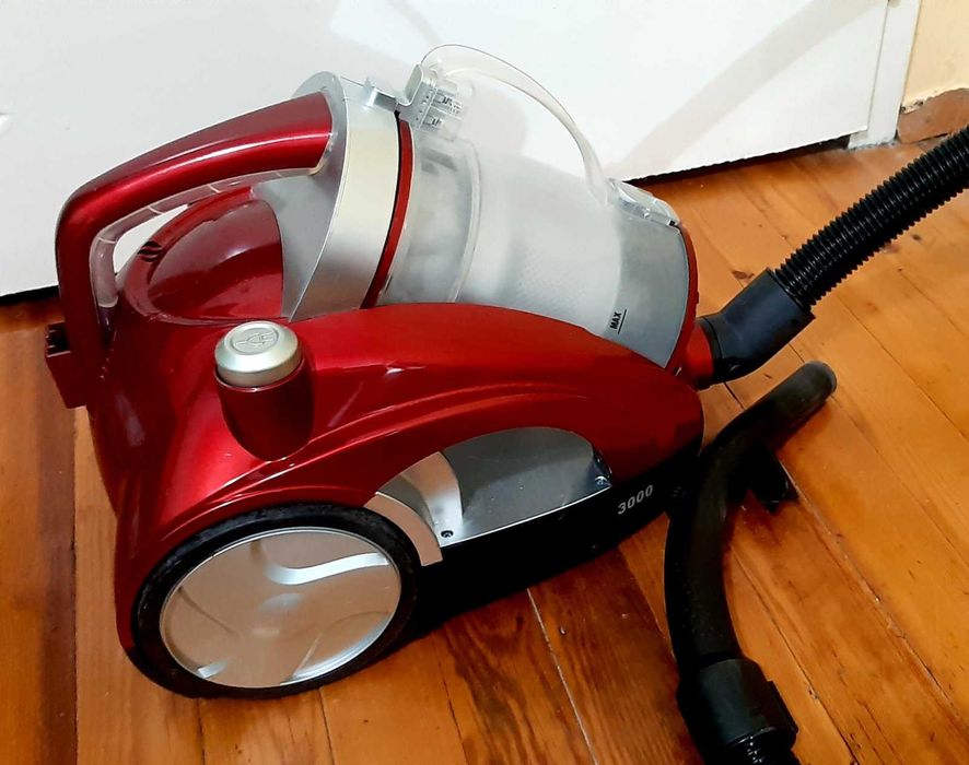 Прахосмукачка  Clean max 3000