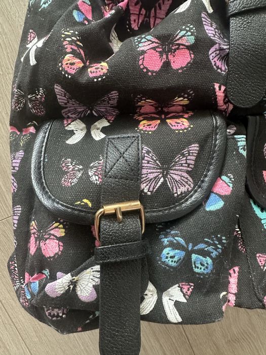 Vand geanta de umar colorata