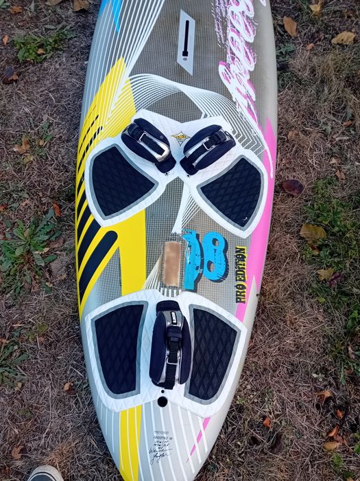 Уиндсърф сърф дъска  surf JP freestyle 98 литра,мачта 3.70 RRD,гик,пл