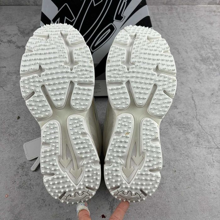 Off-White Be Right Back (40/43) FULLBOX | Cu verificare