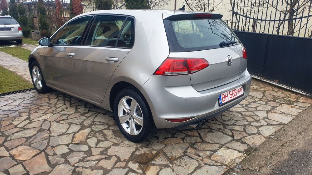 Golf 7 2.0.150 cp 170.000km navigatie park pilot incalzire in scaune