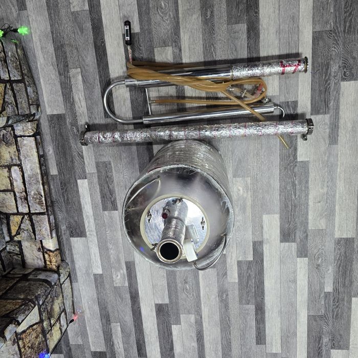 Дестилятор,куб 22 л. 6 л/ч. 96% спиртуознасти на выходе.