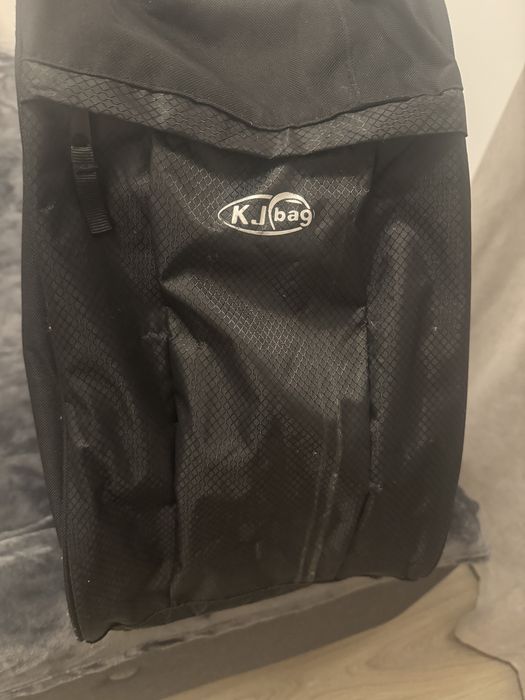 Kangoo Jumps XR3 SE originale, mărimea S, cu rucsac – stare foarte bună
