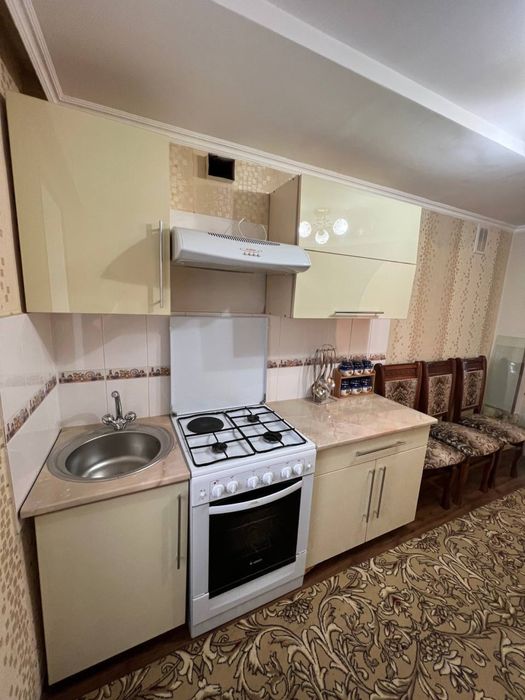 Сдается 1 комнатная квартира в центре Самарканда