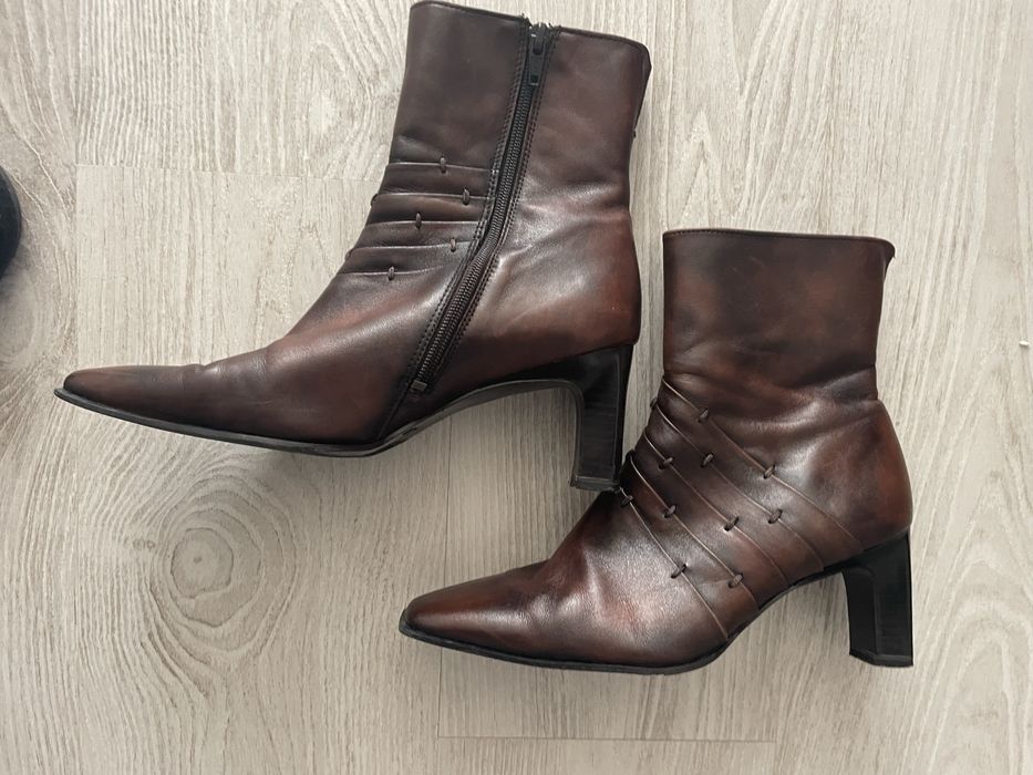 Естествена кожа боти 38Н