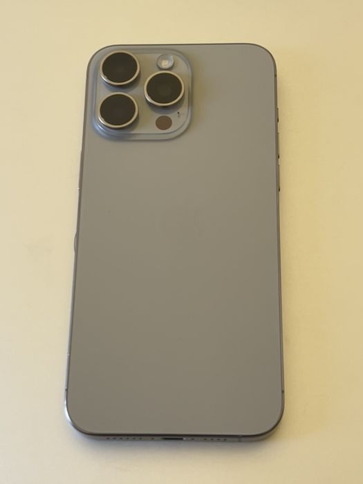 iPhone 15 Pro Max 256Gb