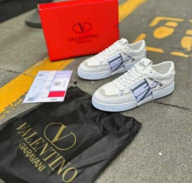 Adidasi dama și barbati