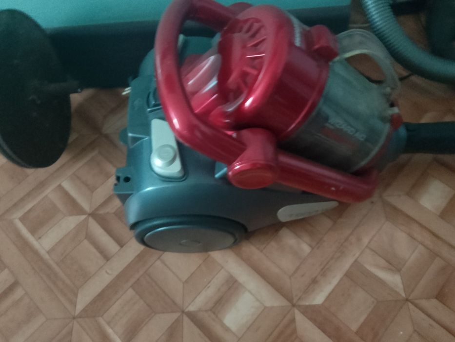 Продам пылесос в хорошем состоянии