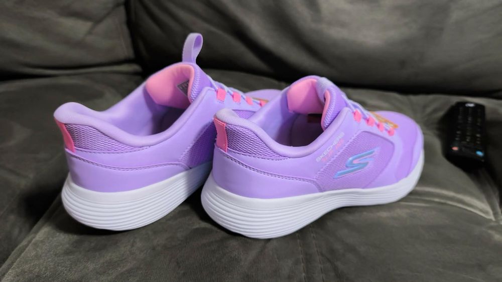 Маратонки Skechers