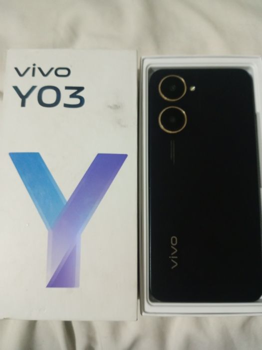 Продам телевон VIVO