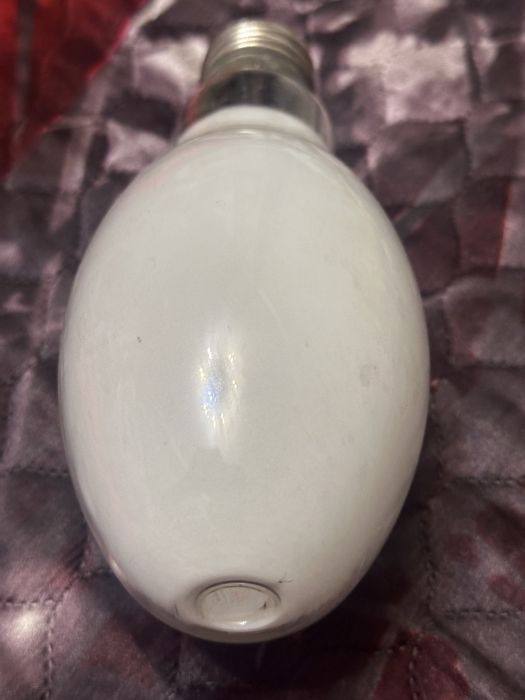 Лампа на прожектор